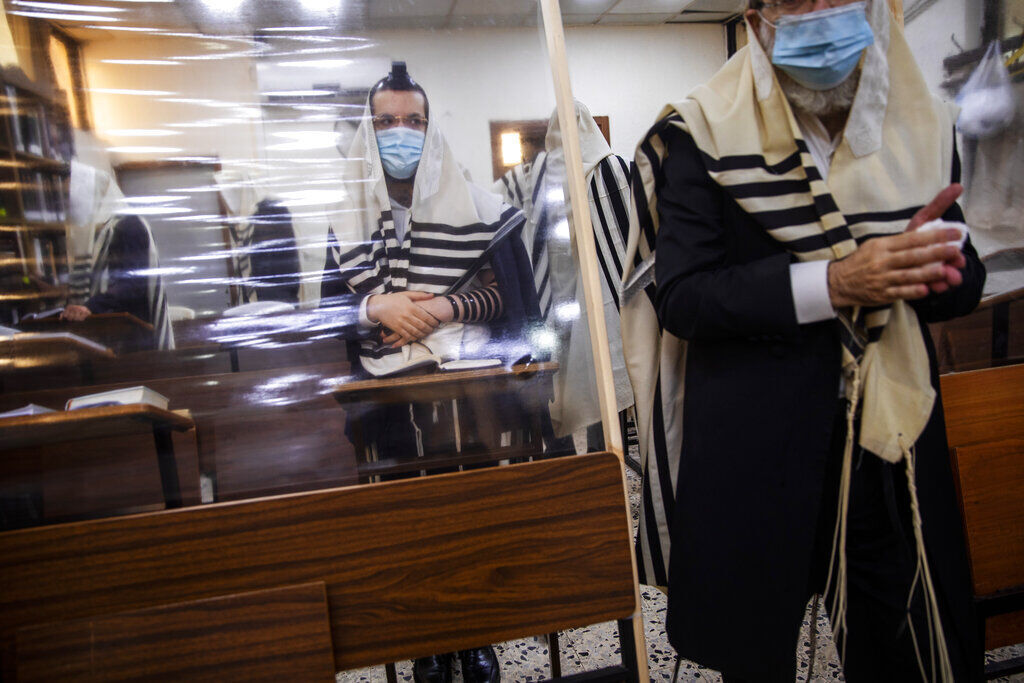 APTOPIX Virus Outbreak Israel